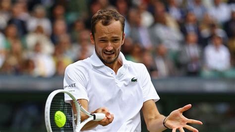 medvedev vs|Medvedev gets past Marozsan to move into Round 3 of the 2024 .
